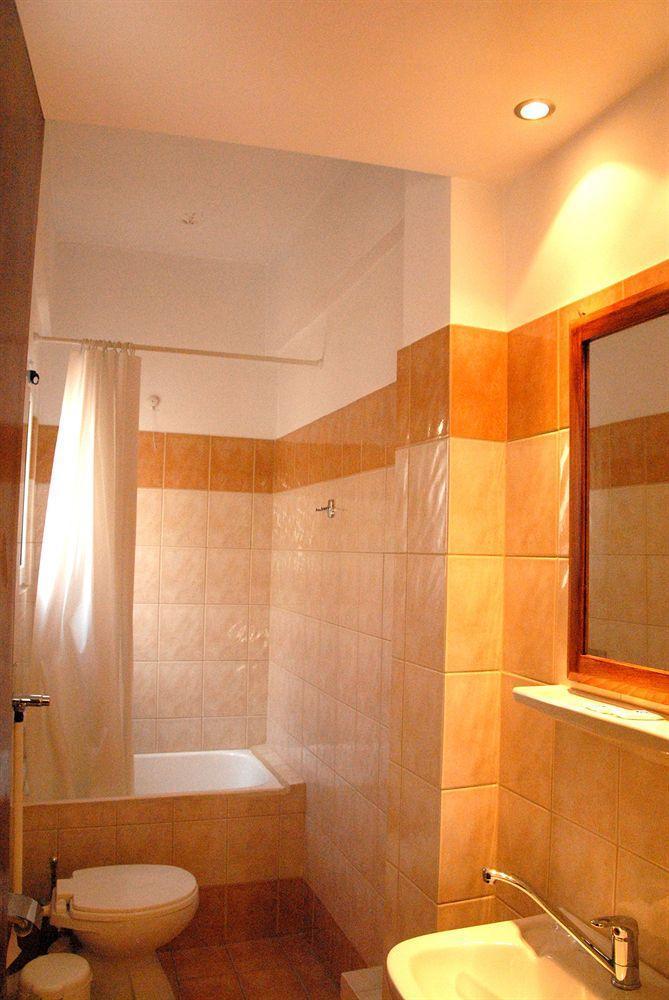 Vienna Hotel Ateny Zewnętrze zdjęcie